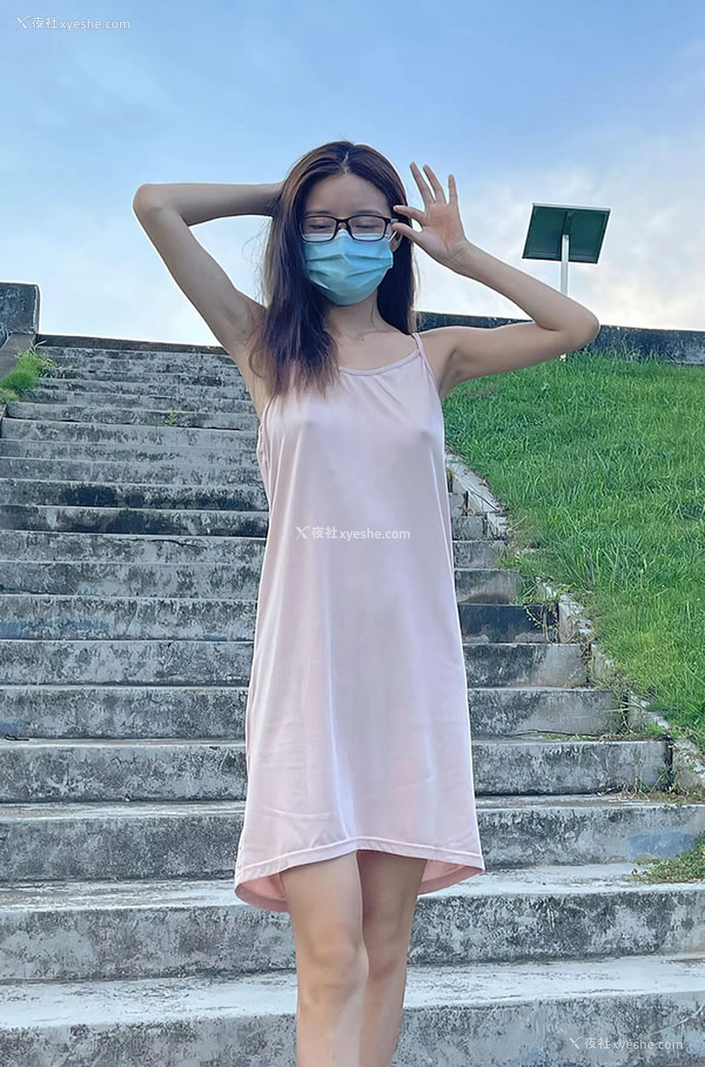 1P - 推特清新网红52bailI露出尺度视图