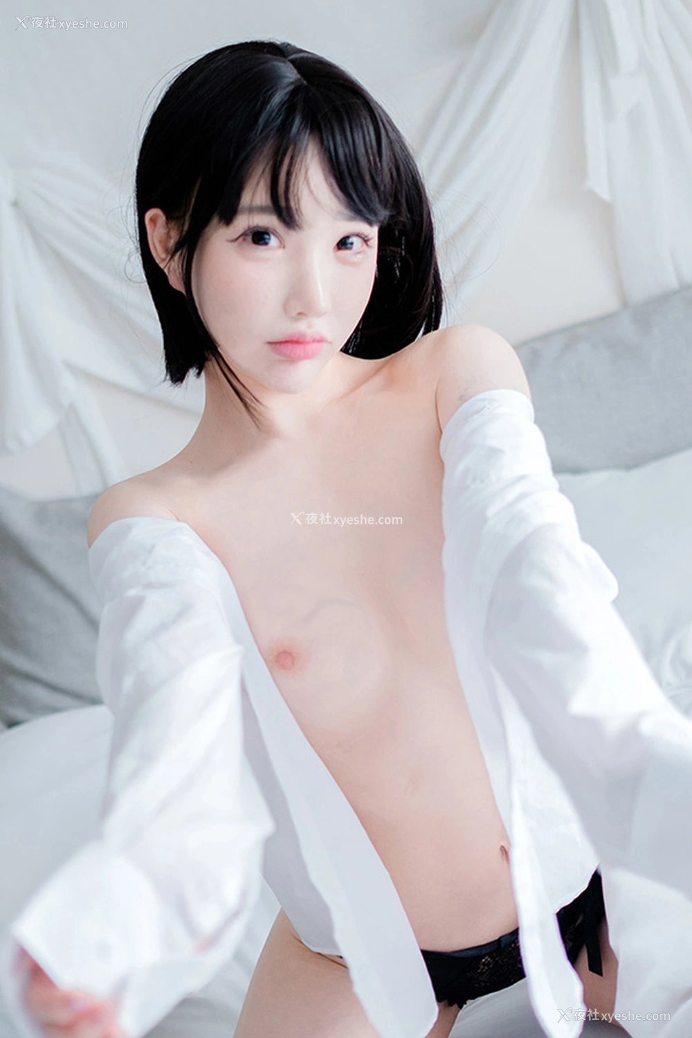 1P - 粉嫩美女Candy情趣衣 白衬衣尺度图集