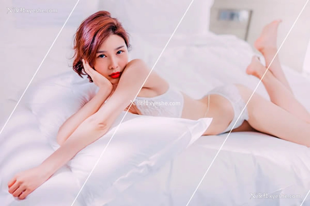 1P - 大奶女神闫盼盼18年7月写真裸心无圣光写真2