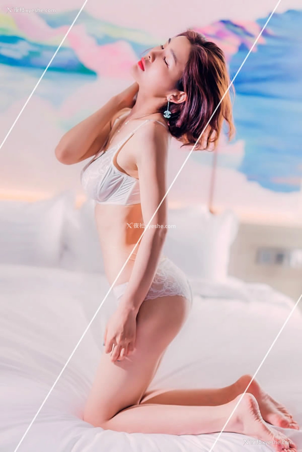 1P - 大奶女神闫盼盼18年7月写真裸心无圣光写真2