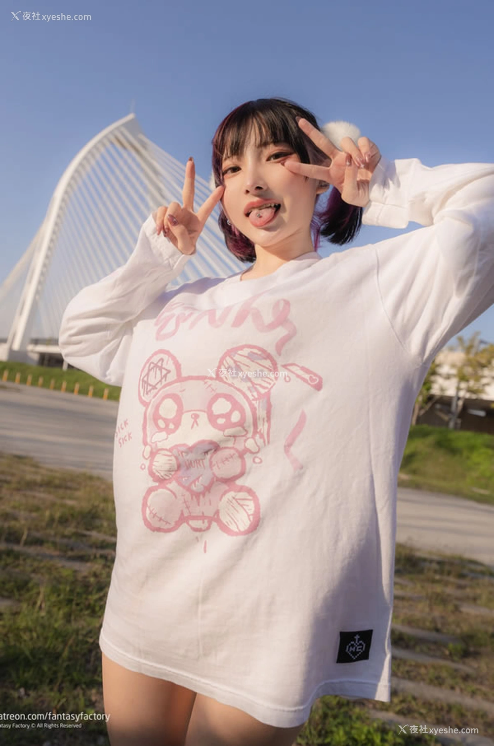 1P - 调皮小美女小丁Ding真空户外无圣光图集