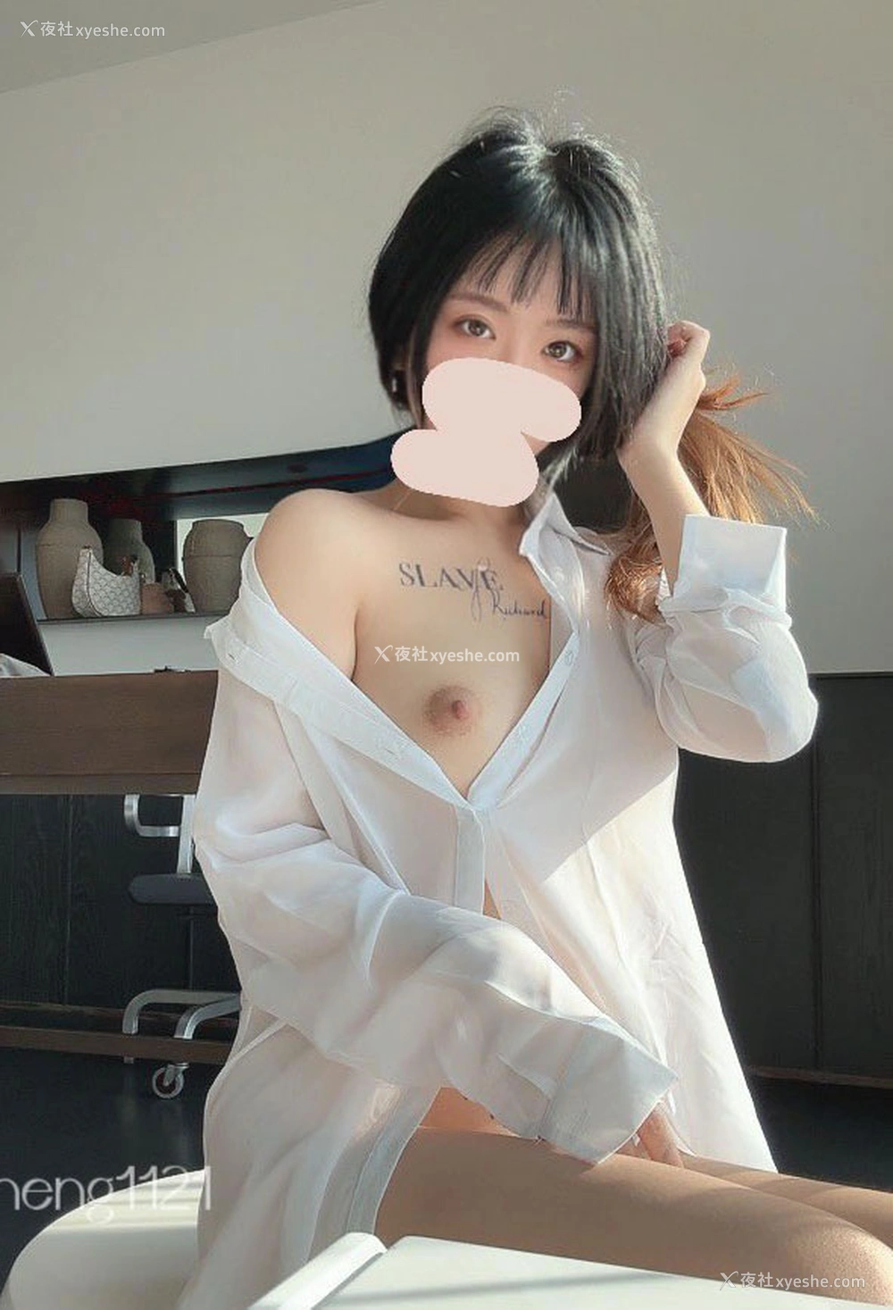 1P - 清甜福利姬悲伤小蝶私拍尺度人体合集2