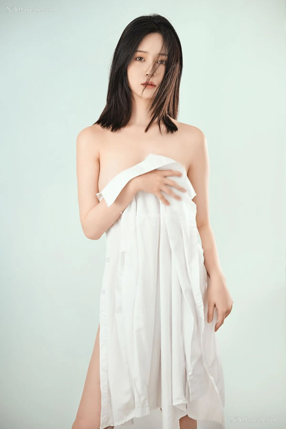 1P - 极品女神年年-杂志大片之白衬衫