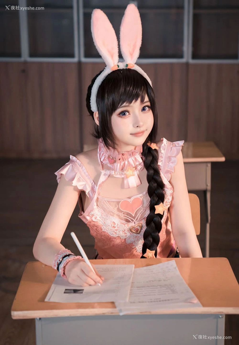 1P - 福利姬白莉爱吃巧克力 – 小舞