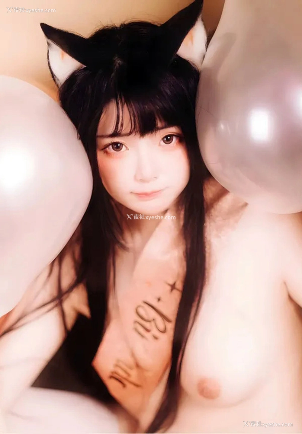 1P - 福利姬落落Raku 生日快乐无圣光唯美图集