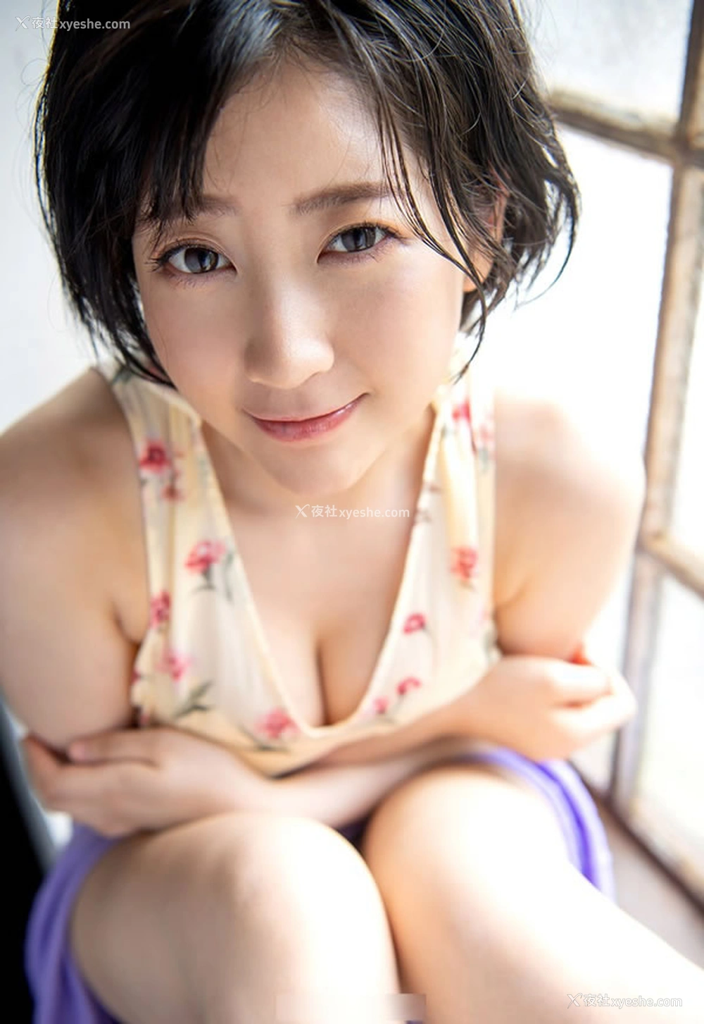 1P - 丰满短发美女浴室湿身无圣光图集