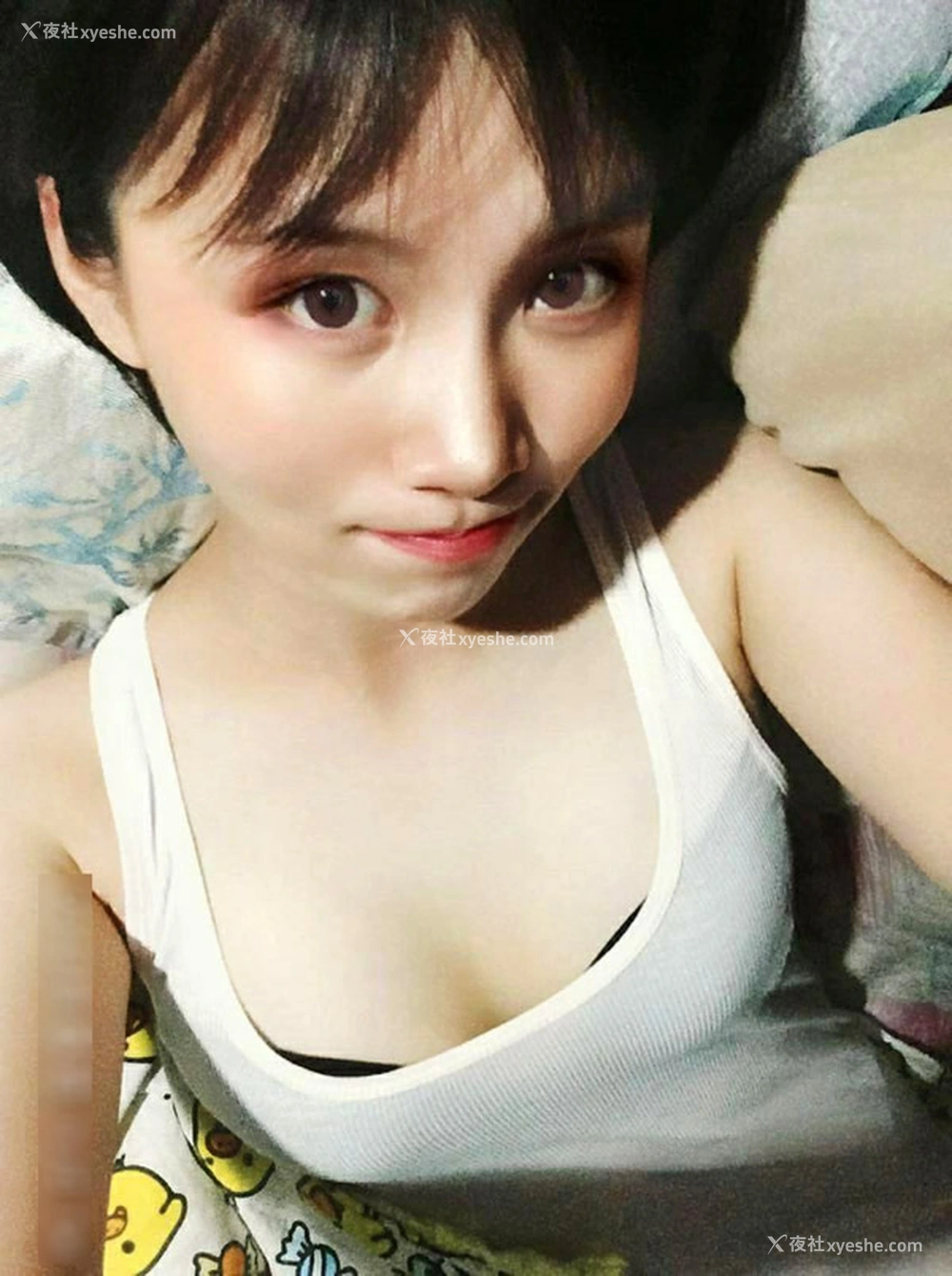 1P - 推特电报收集各类美女自拍无圣光图集