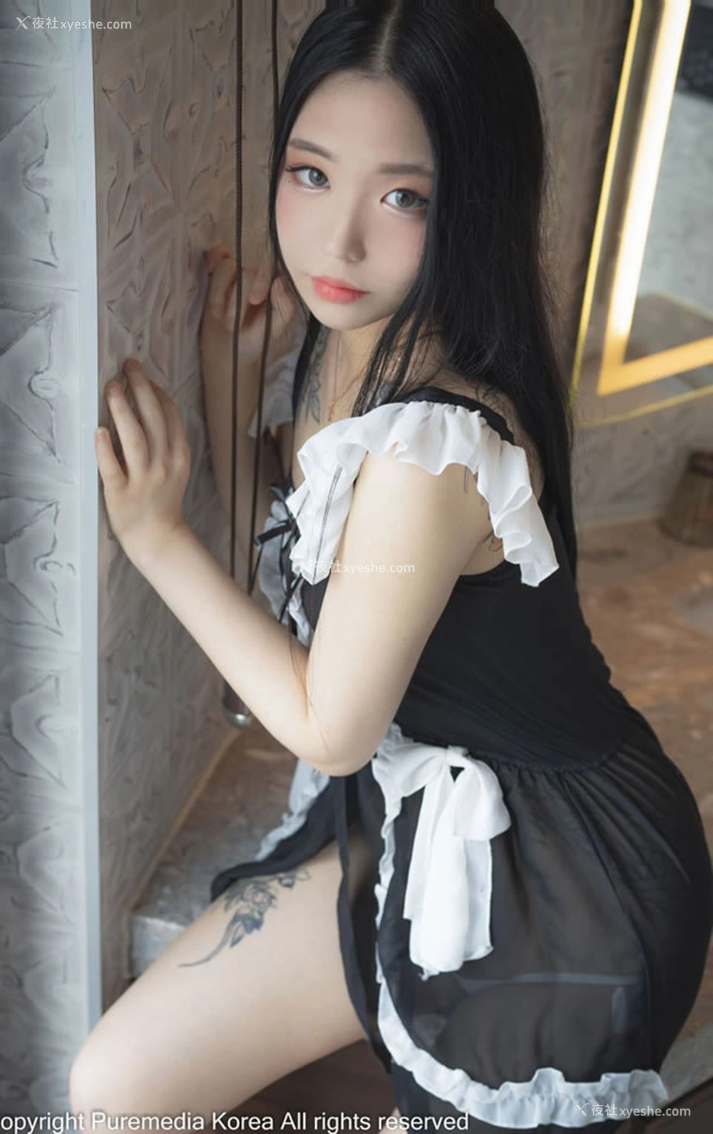 1P - 美丽小姐姐Yeon Hwa红衣女仆无圣光图集