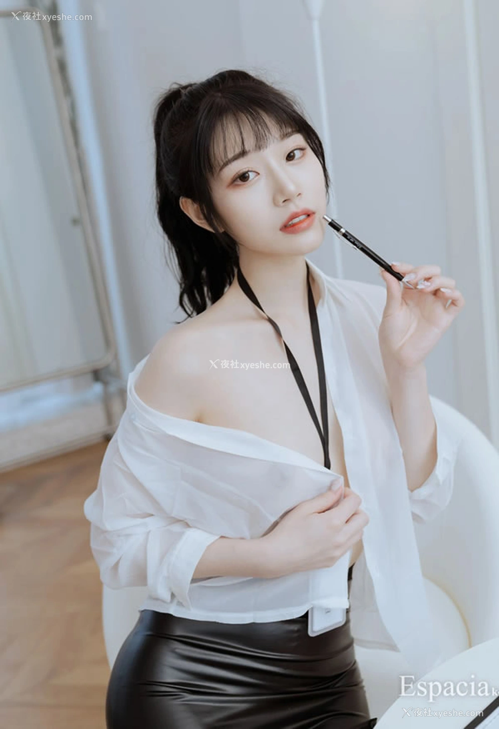 1P - 清新OL妹妹Saika办公室无圣光图集