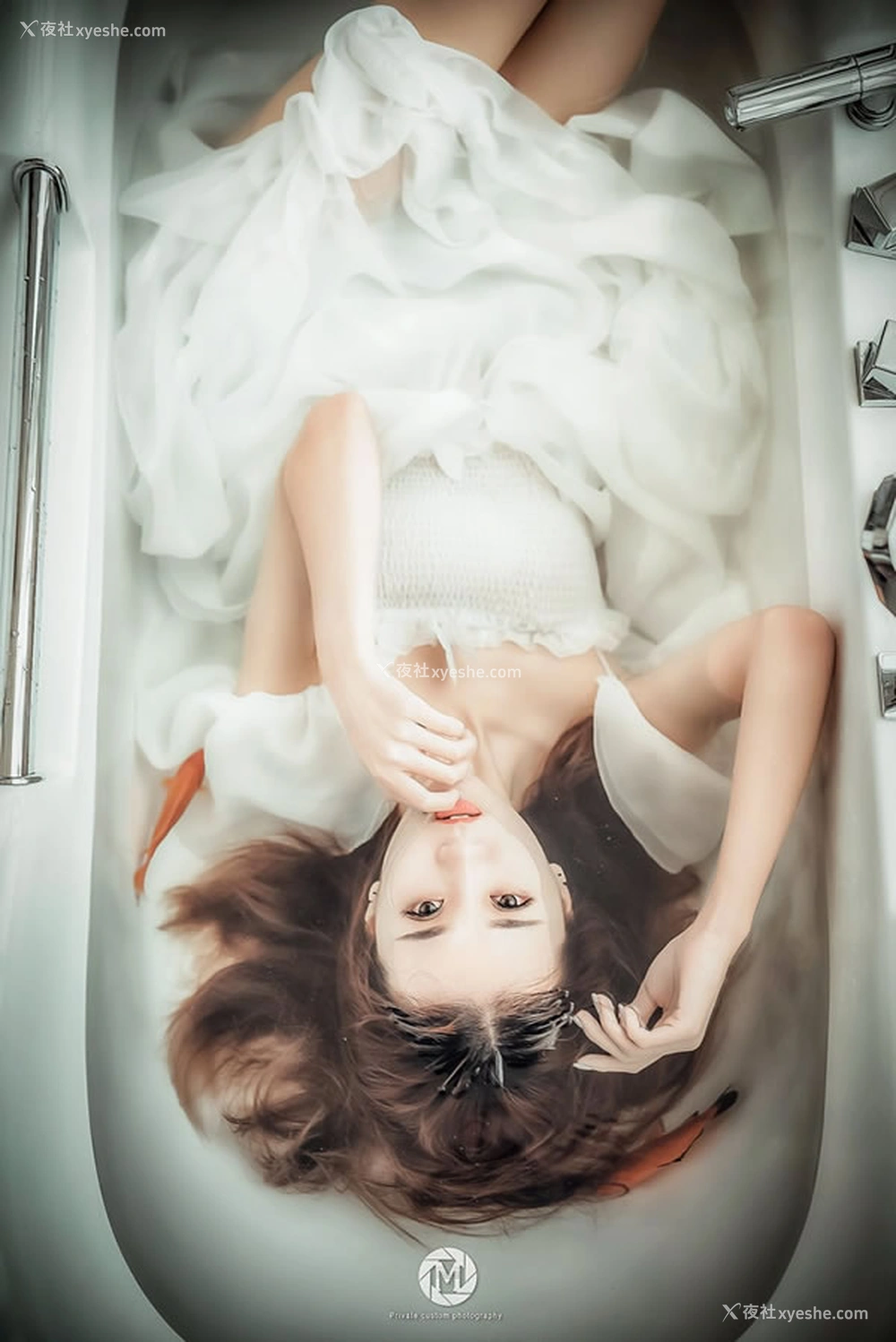 1P - 知名摄影师明视界无圣光人体作品10