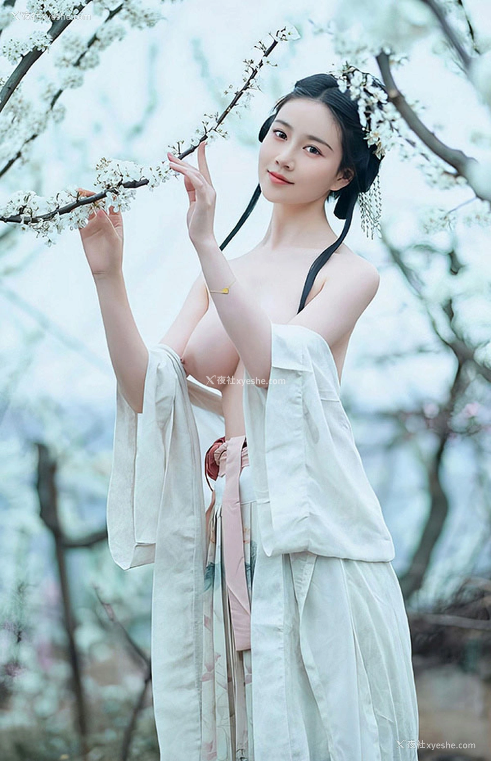 1P - 极品女神年年 三月榕无圣光唯美图集