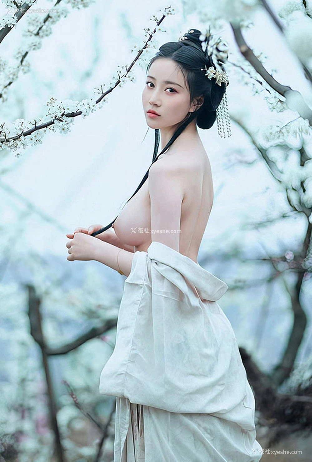 1P - 极品女神年年 三月榕无圣光唯美图集