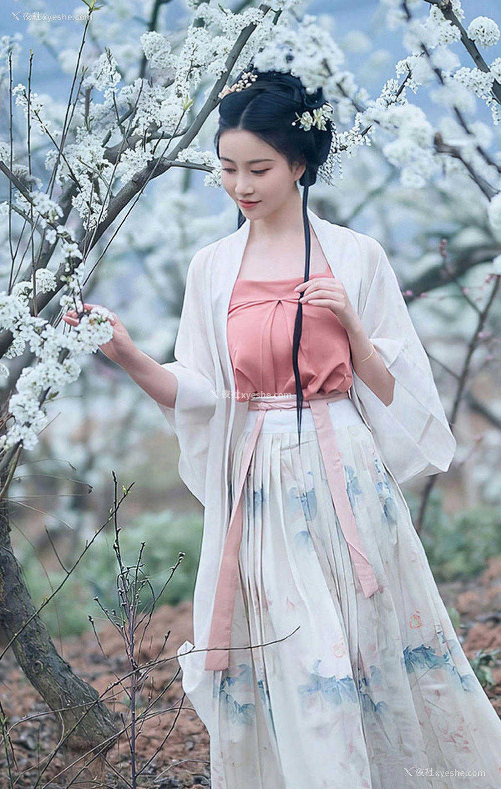 1P - 极品女神年年 三月榕无圣光唯美图集