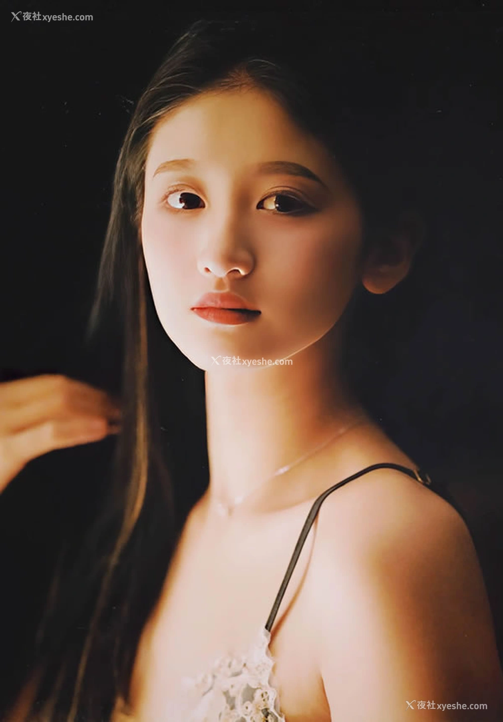 1P - 漂亮女模特彤彤无圣光人体图集