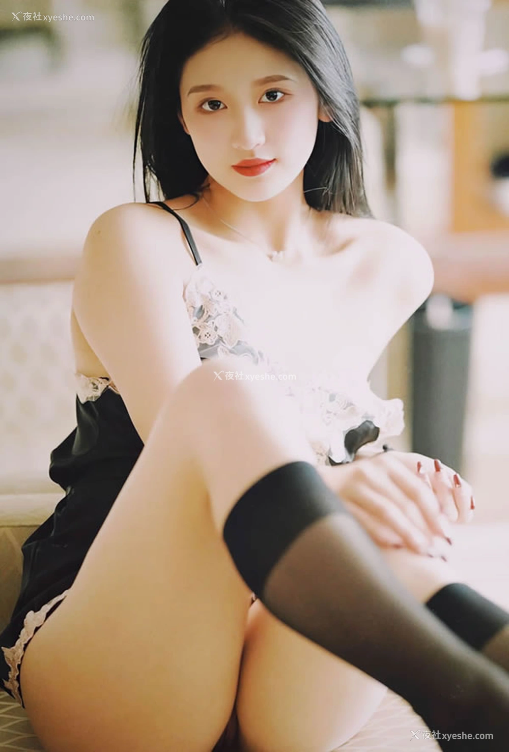 1P - 漂亮女模特彤彤无圣光人体图集