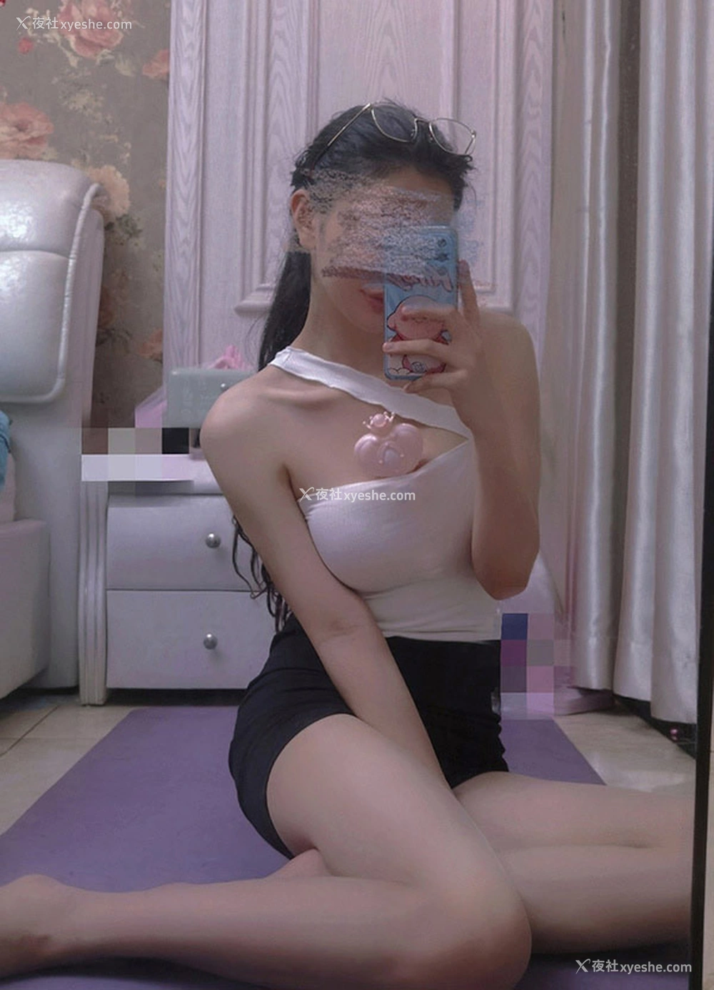 1P - 推特美女水冰月TATA私拍尺度人体集