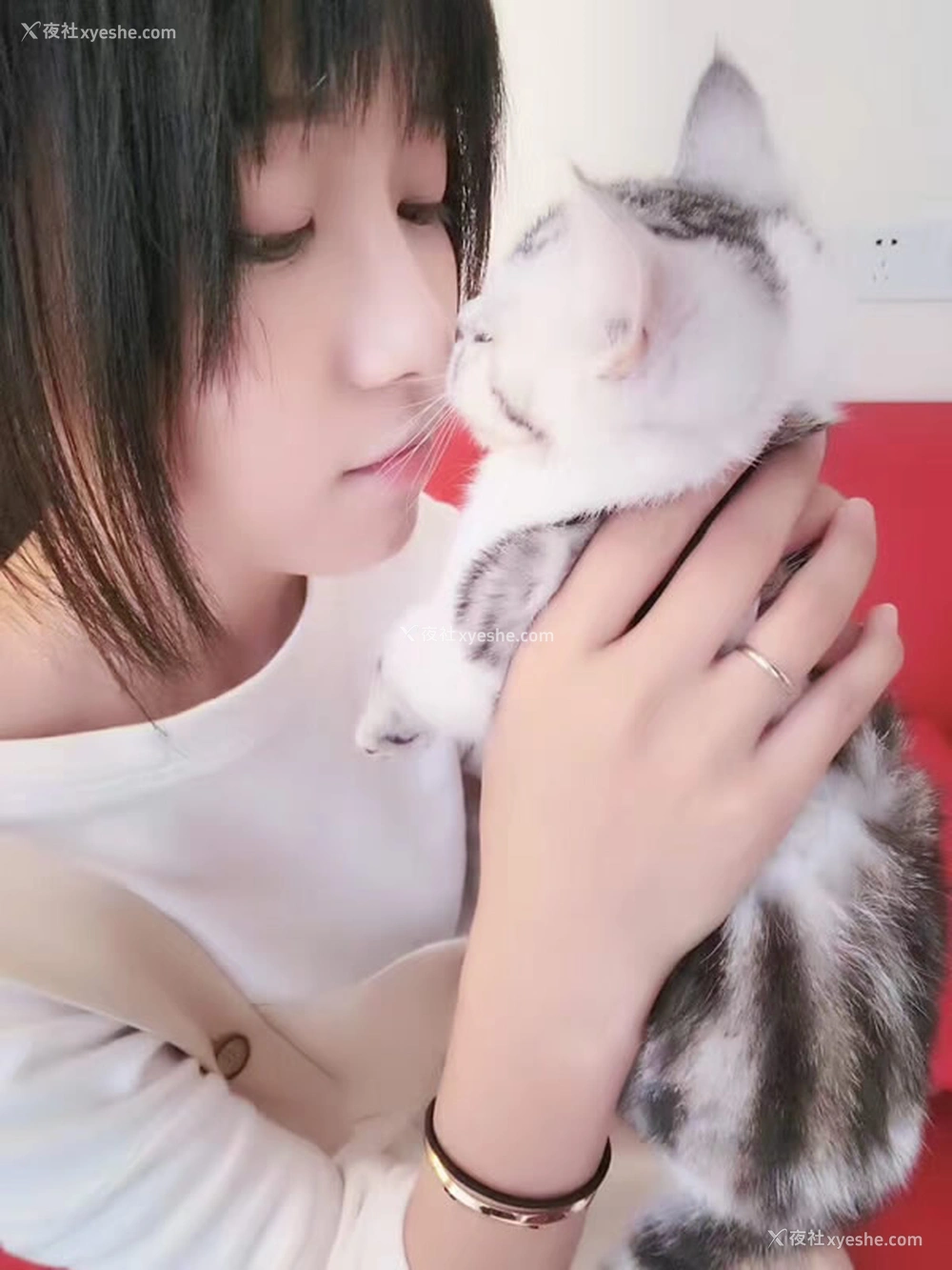 1P - 福利姬我是一只啾私拍露出合集