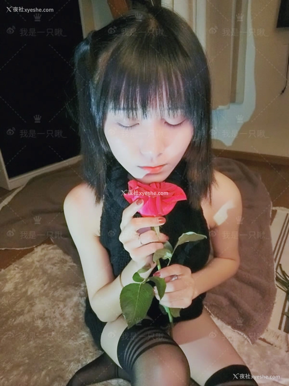 1P - 福利姬我是一只啾私拍露出合集