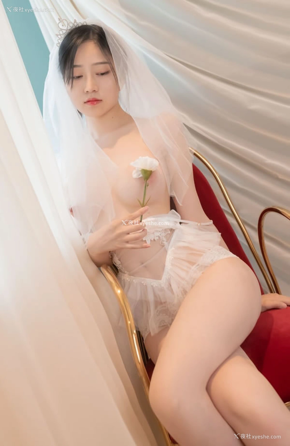 1P - 极品女神年年-婚纱无圣光唯美图集