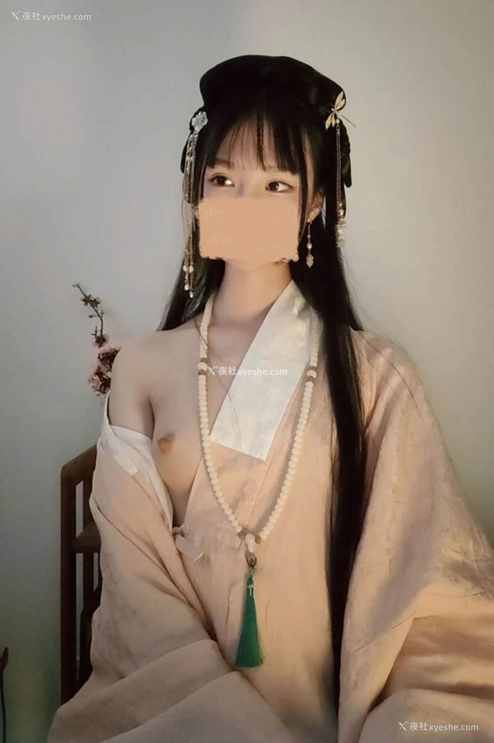 1P - 福利姬玩偶姐姐 白桃露露明堂拾遗无圣光合集