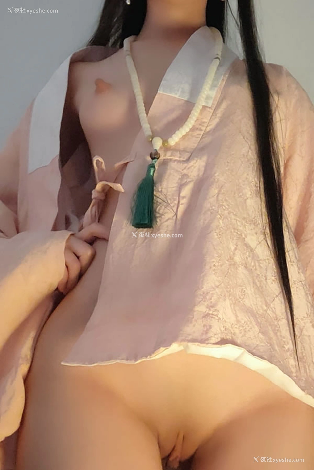 1P - 福利姬玩偶姐姐 白桃露露明堂拾遗无圣光合集