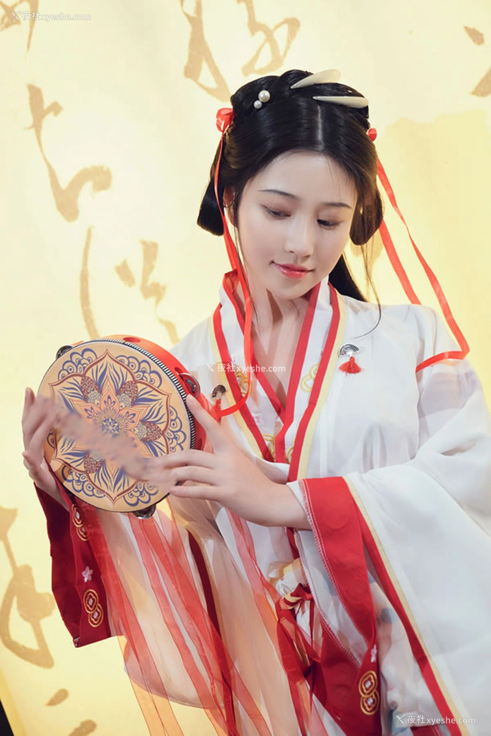 1P - 极品女神年年 – 如梦令梦回千里秦关