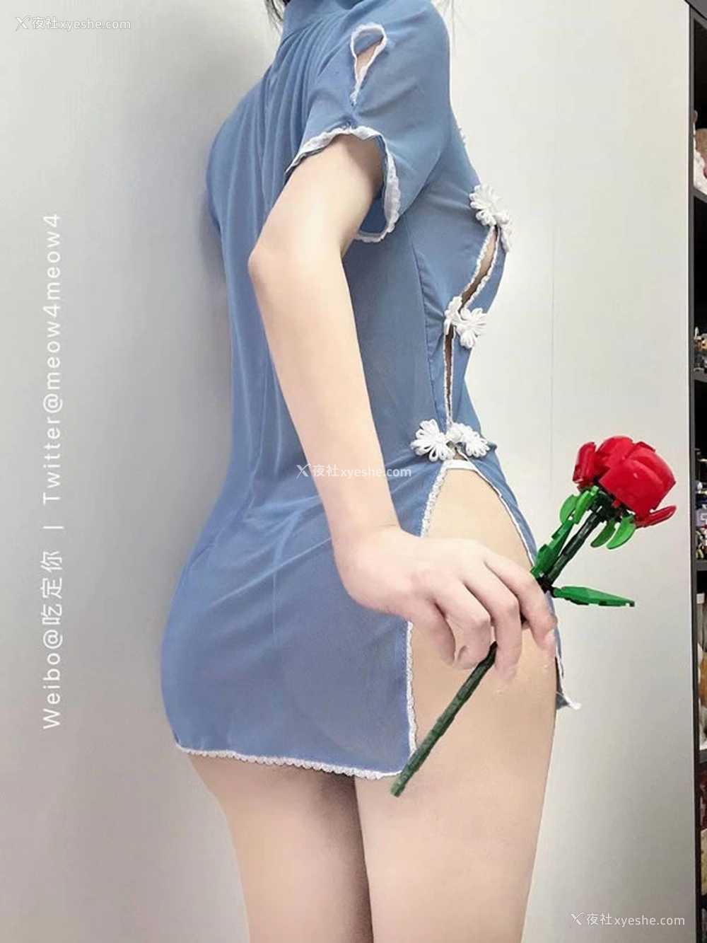 1P - 福利姬吃定你奶萝喵四私拍尺度图集1