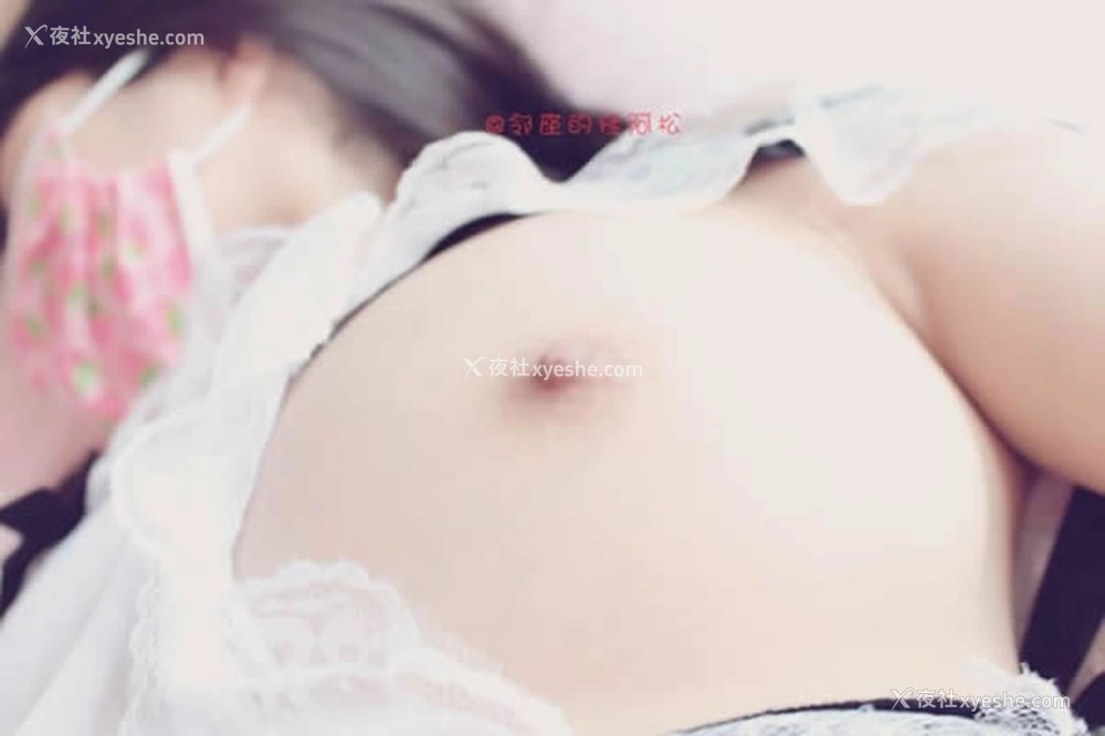 1P - 萝莉网红邻座的怪阿松VIP无圣光套图3