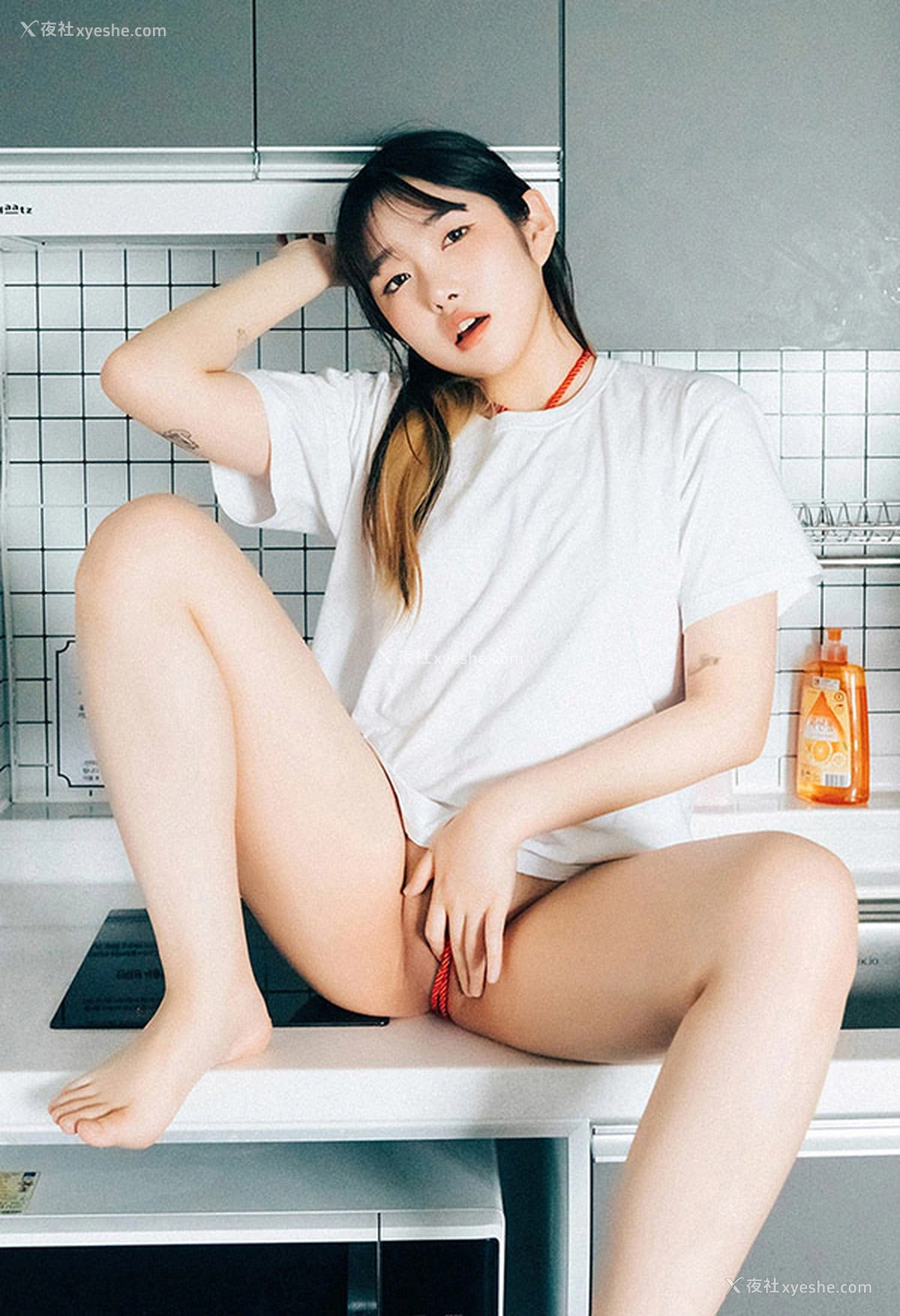 1P - 清新风美女Sonson白衣红绳SM尺度福利图