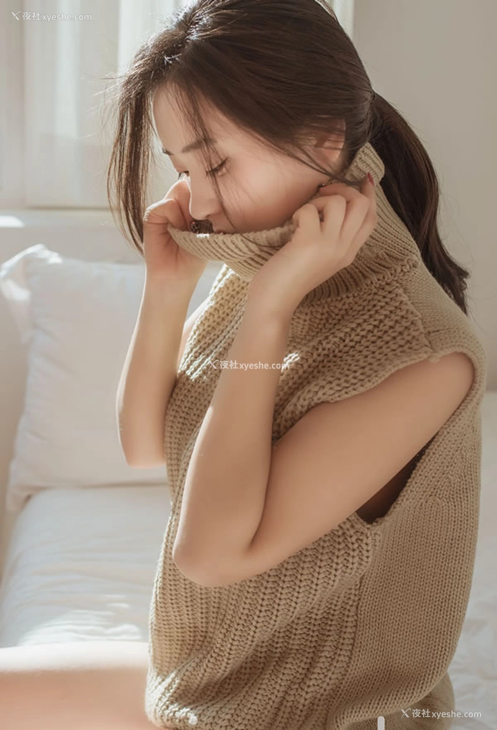1P - 清新网红美女zenny居家私拍唯美图集