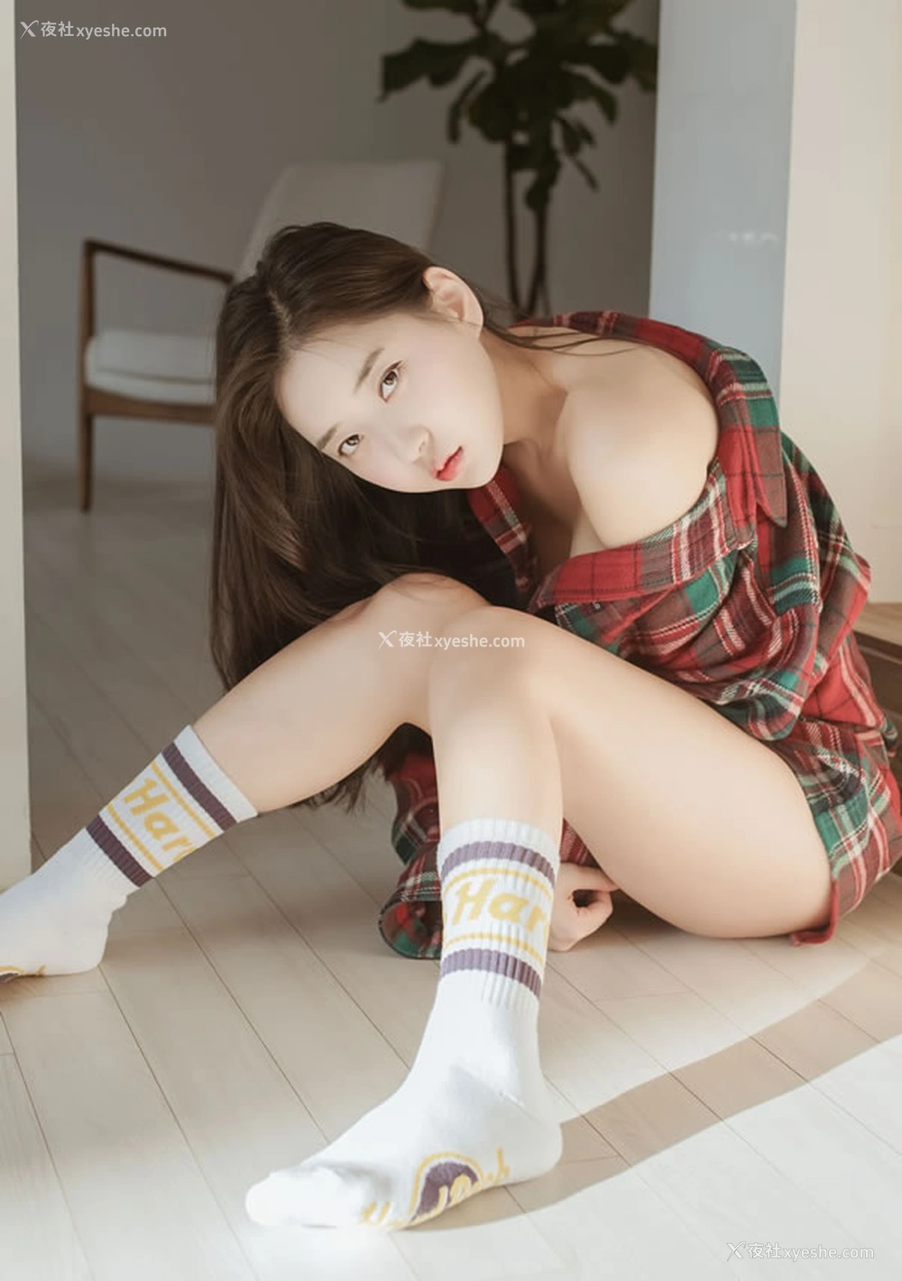 1P - 清新网红美女zenny居家私拍唯美图集