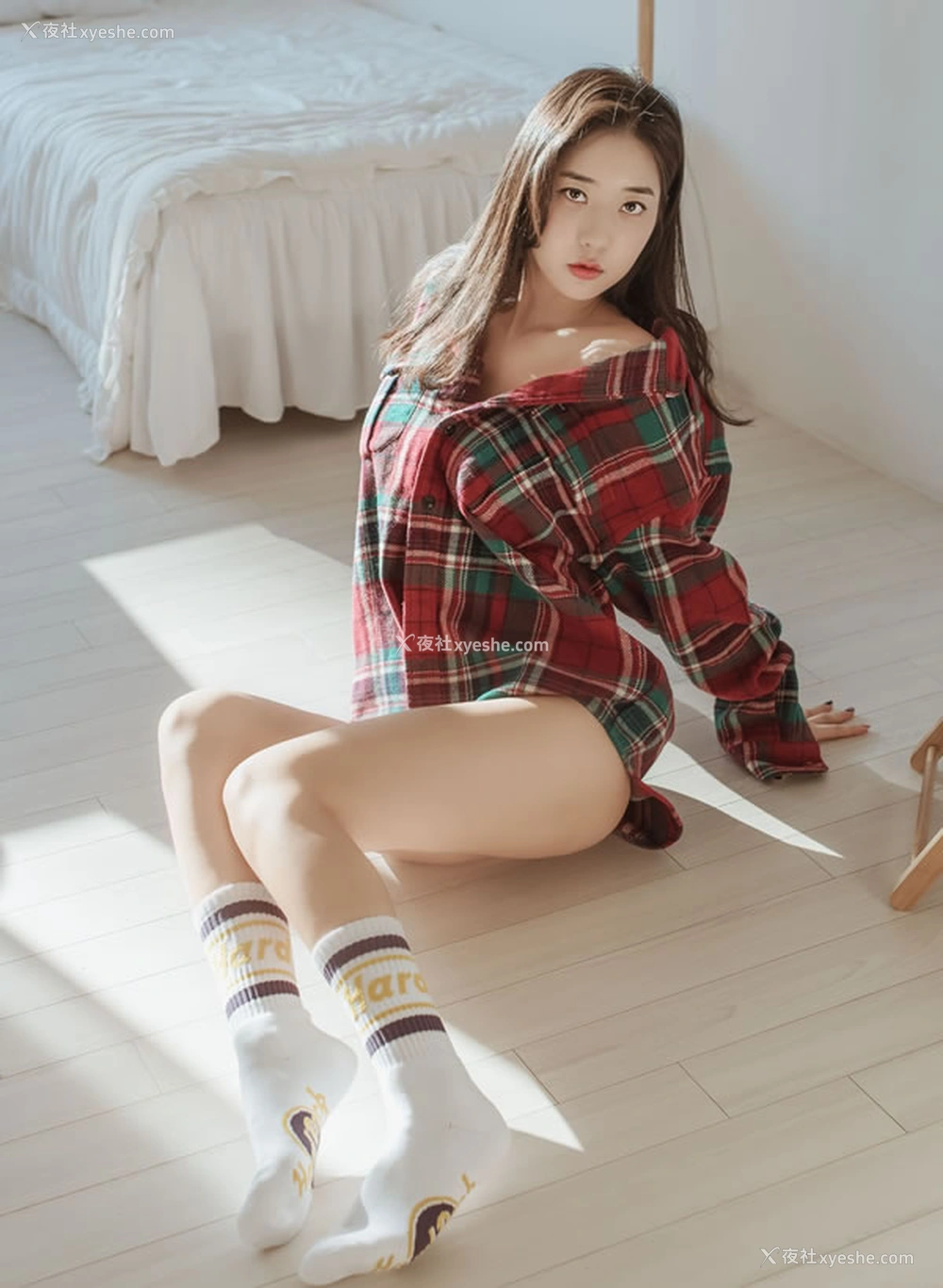 1P - 清新网红美女zenny居家私拍唯美图集
