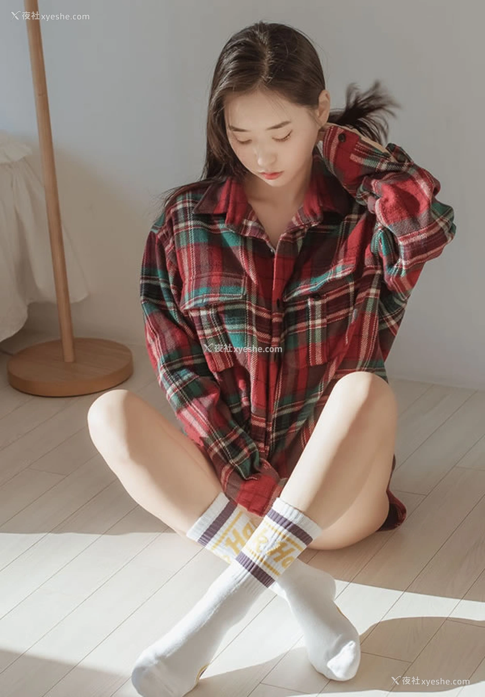 1P - 清新网红美女zenny居家私拍唯美图集