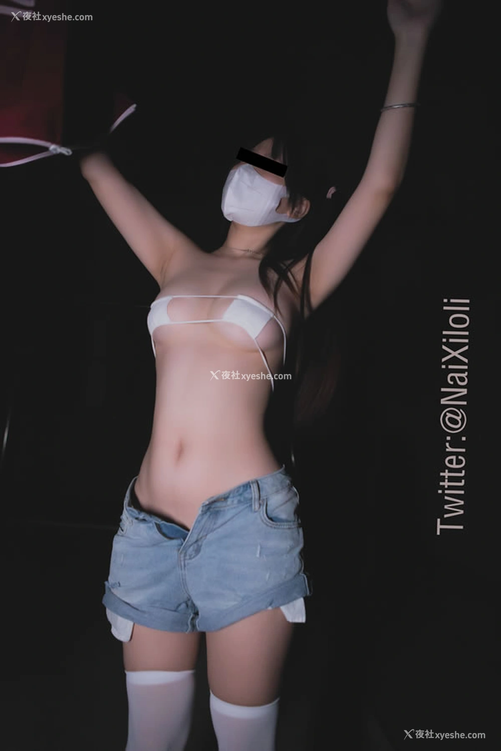 1P - 福利姬狍崽饭 – 酒红色外套深夜露出