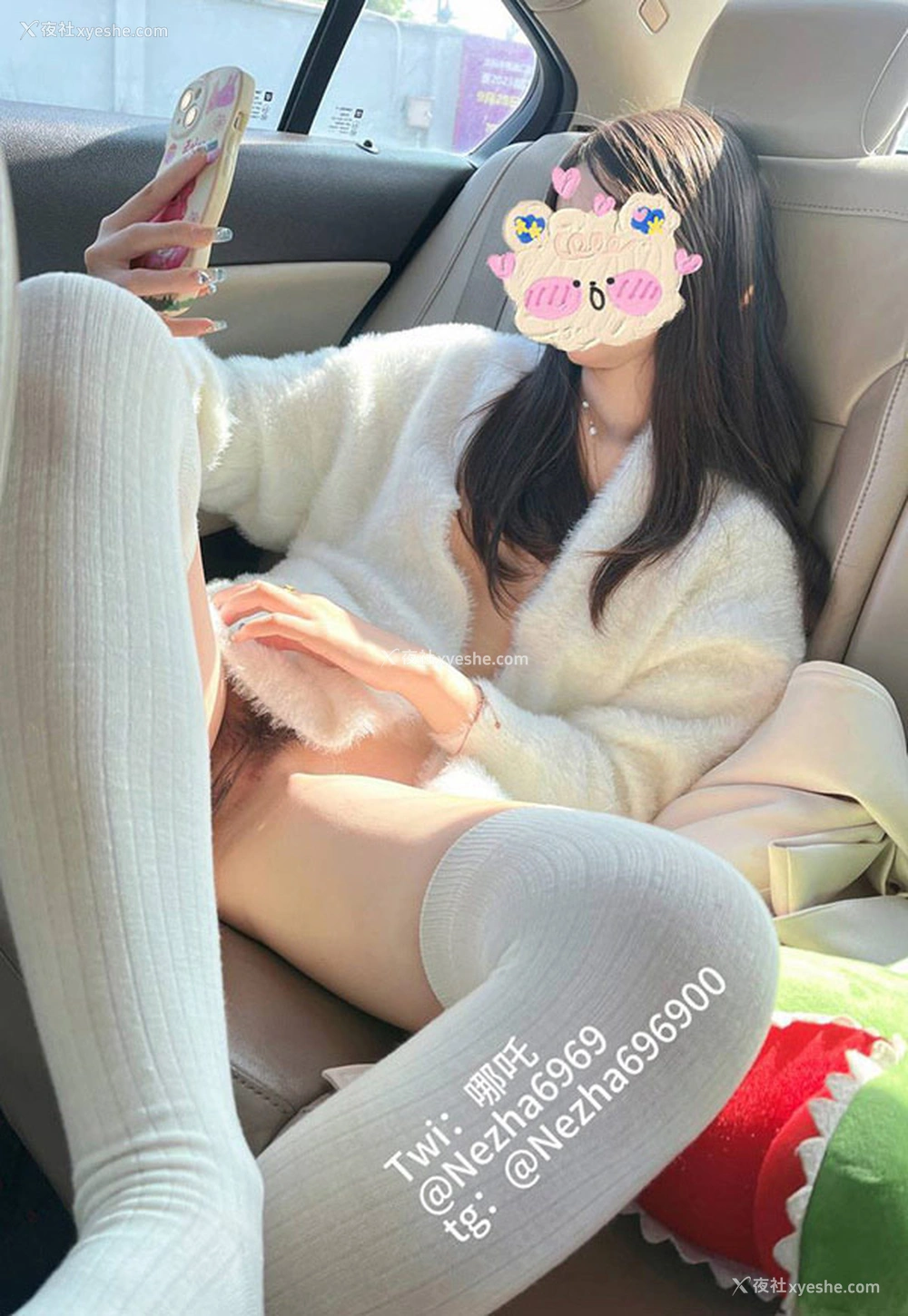 1P - 露出系福利姬@哪吒 尺度私拍视图合集