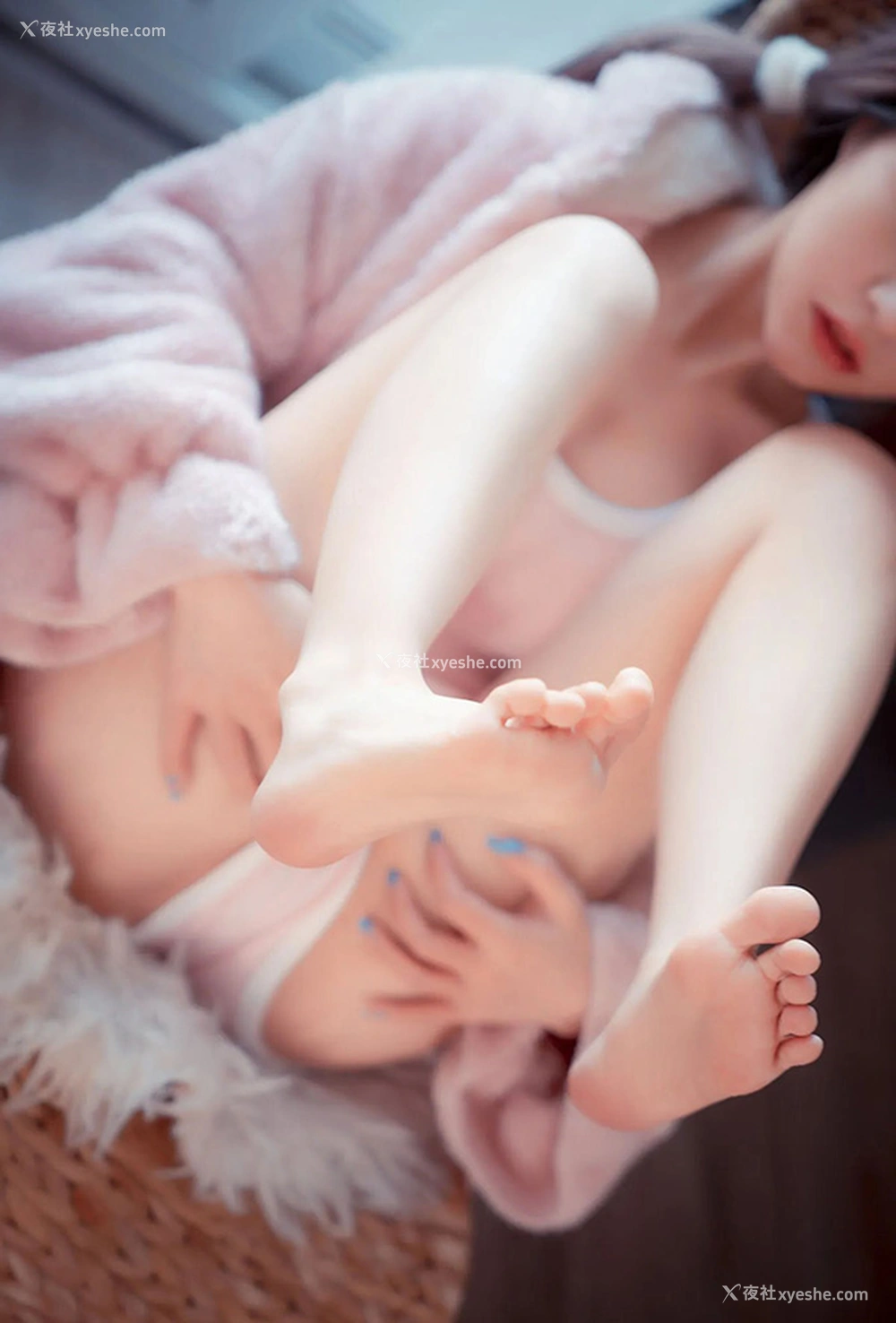 1P - 推特美女晕崽@liuyuzi私拍诱惑视图2