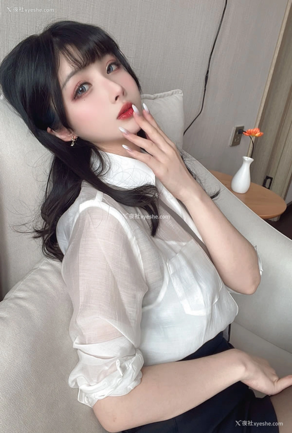 1P - 网红美女rioko凉凉子 – OL前辈黑丝