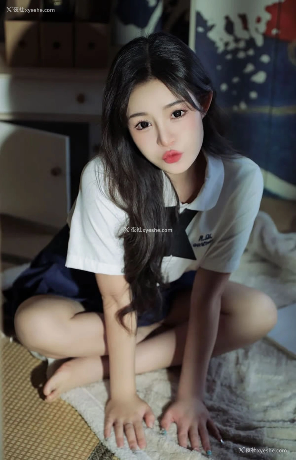 1P - 福利姬桃暖酱无圣光摄影人体合集