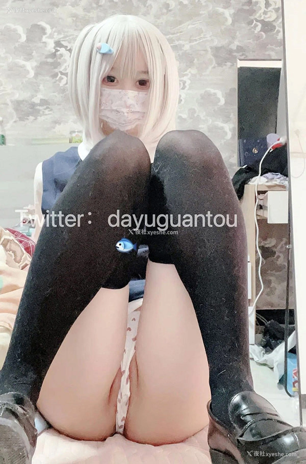1P - 推特美女可爱小鱼罐头居家尺度私拍合集3