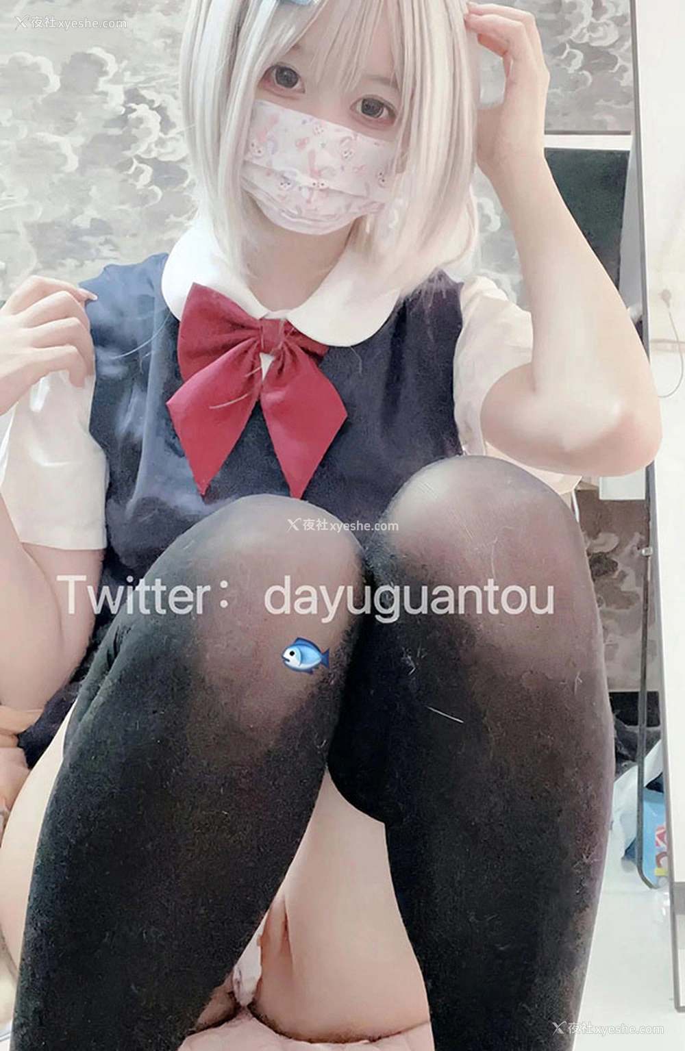 1P - 推特美女可爱小鱼罐头居家尺度私拍合集3