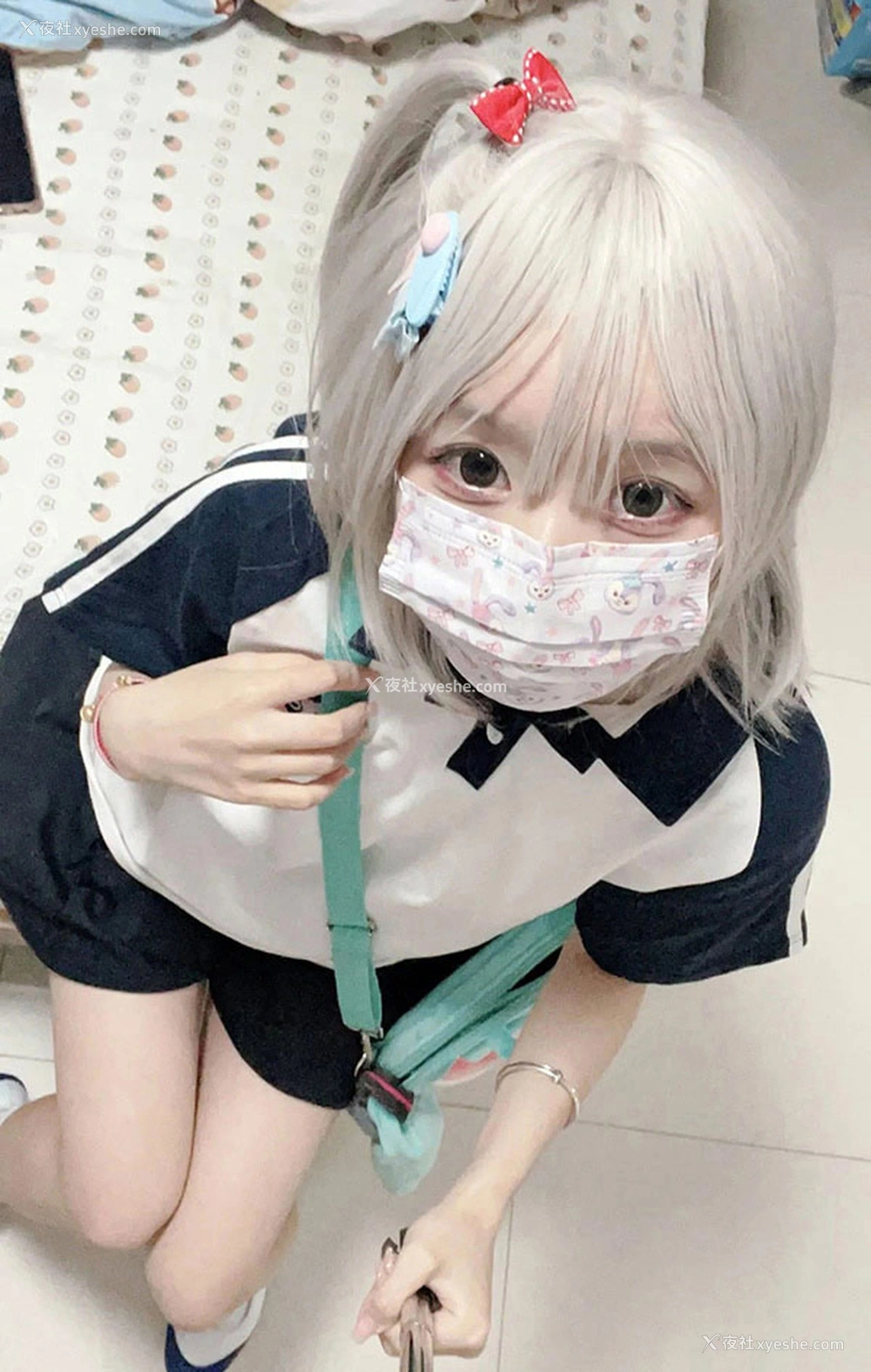 1P - 推特美女可爱小鱼罐头居家尺度私拍合集3