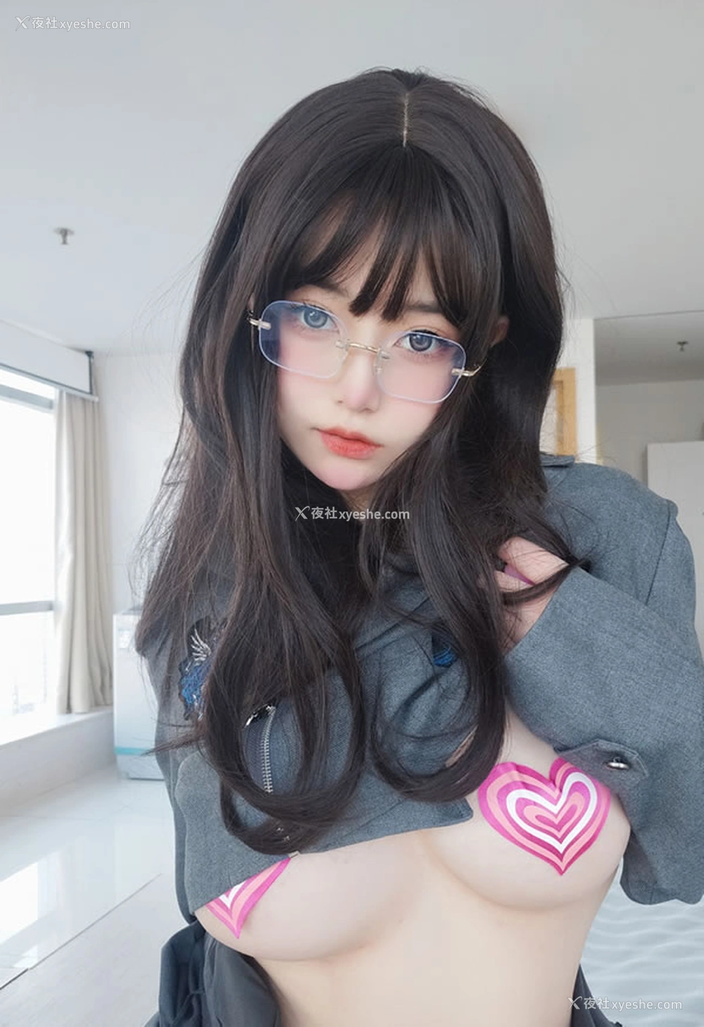 1P - 网红美女A女主K – 沉默的学姐