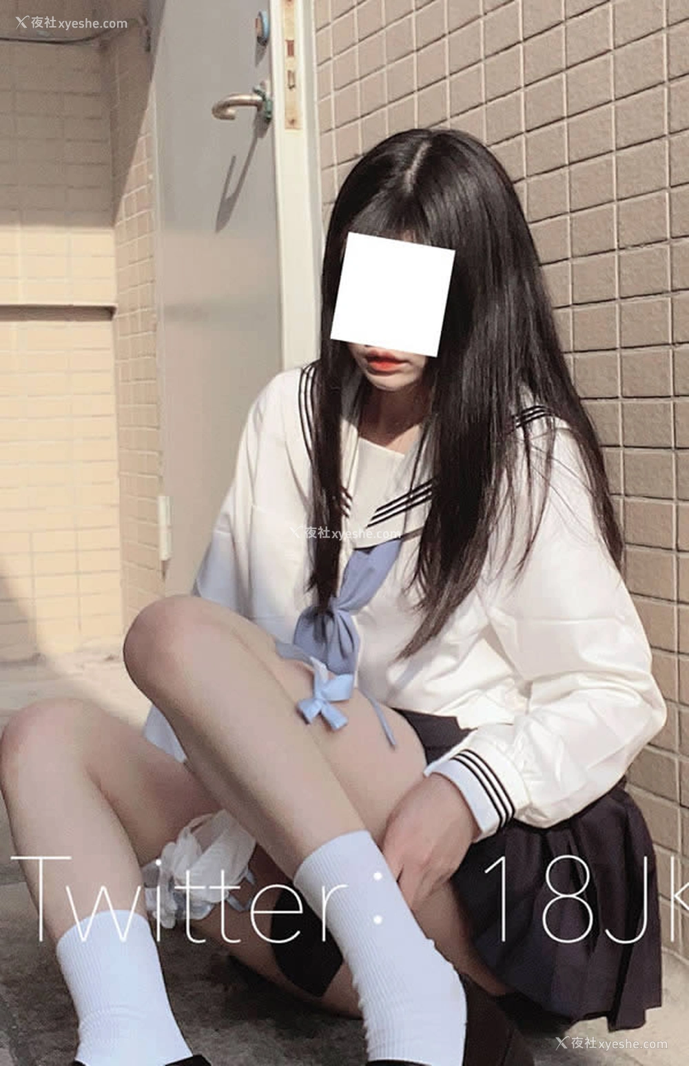 1P - 福利姬桃乃木圆momo酱天台JK尺度视图
