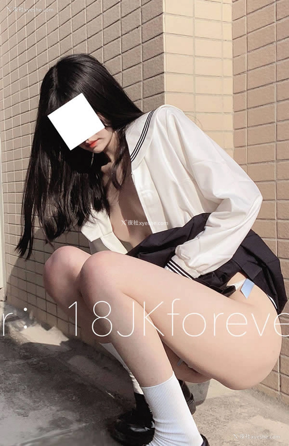 1P - 福利姬桃乃木圆momo酱天台JK尺度视图