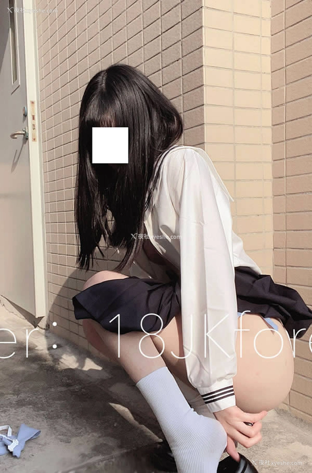 1P - 福利姬桃乃木圆momo酱天台JK尺度视图