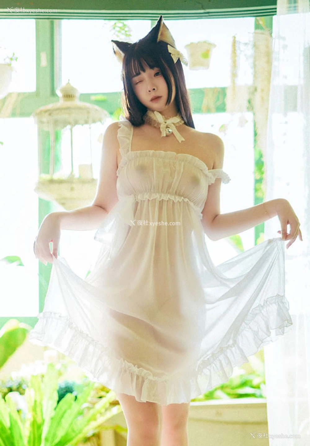 1P - 福利姬落落Raku – 闪亮少女 美丽狐女郎