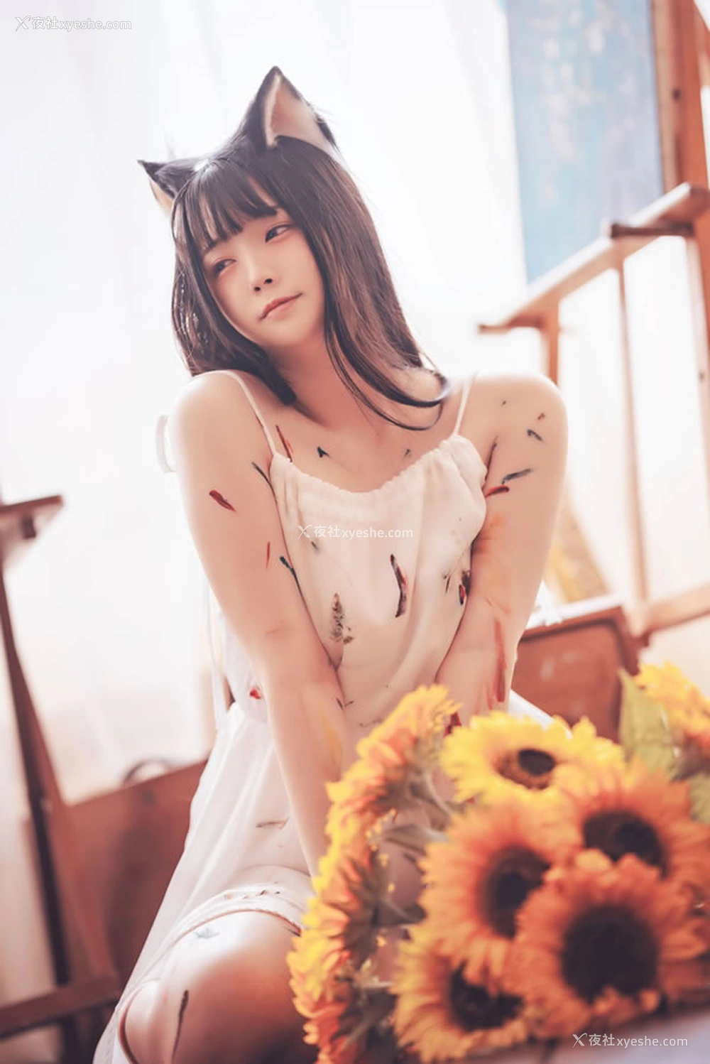 1P - 福利姬落落Raku – 闪亮少女 美丽狐女郎