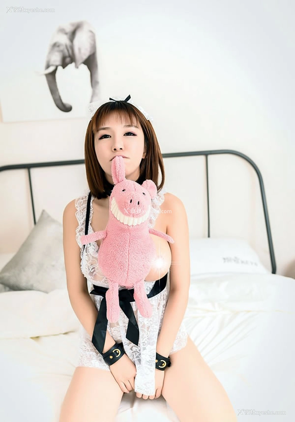 1P - 推女神k8傲娇萌萌无圣光极致勾魂爆乳艺术写真
