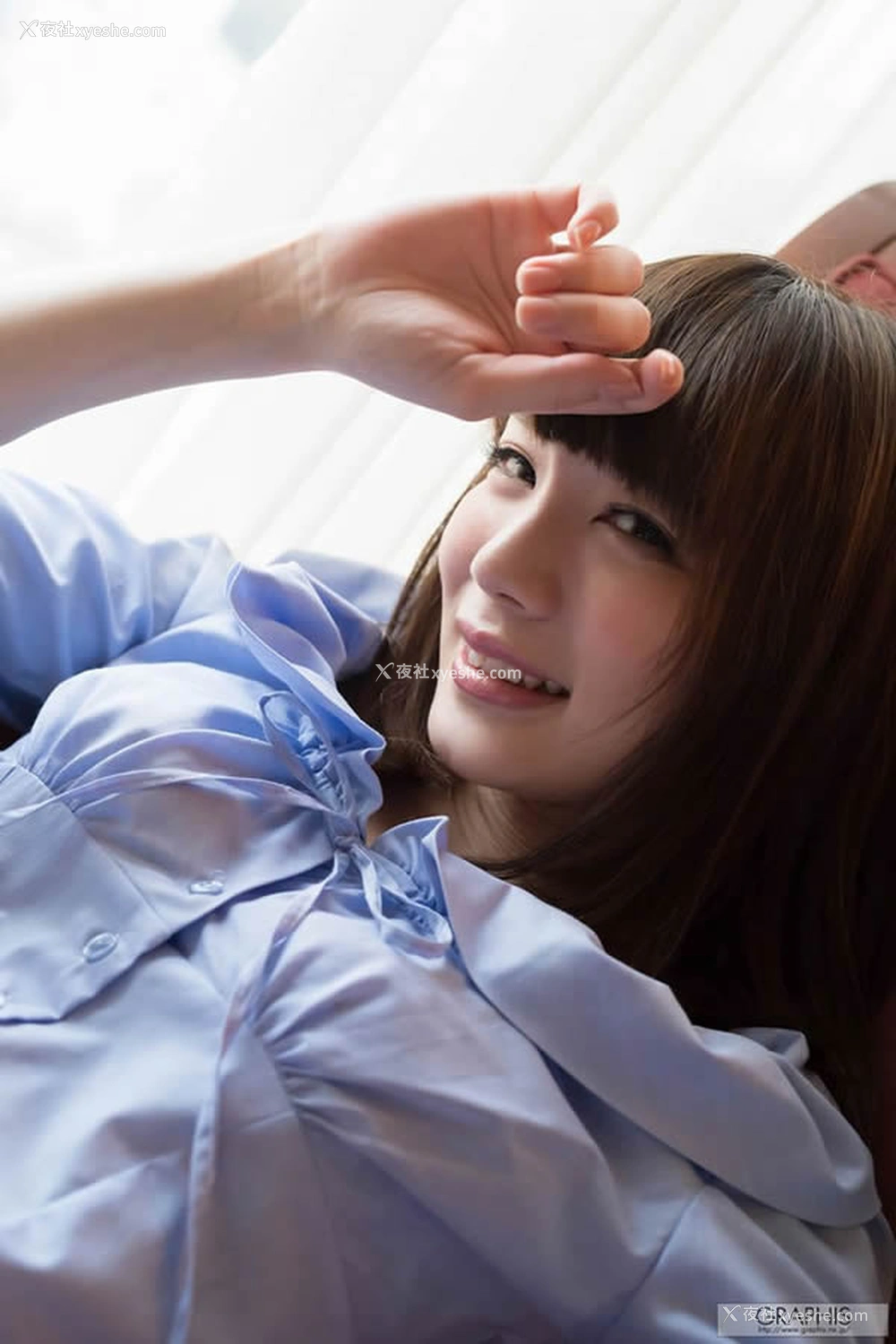 1P - Graphis人体铃村爱里无圣光人体艺术套图写真2