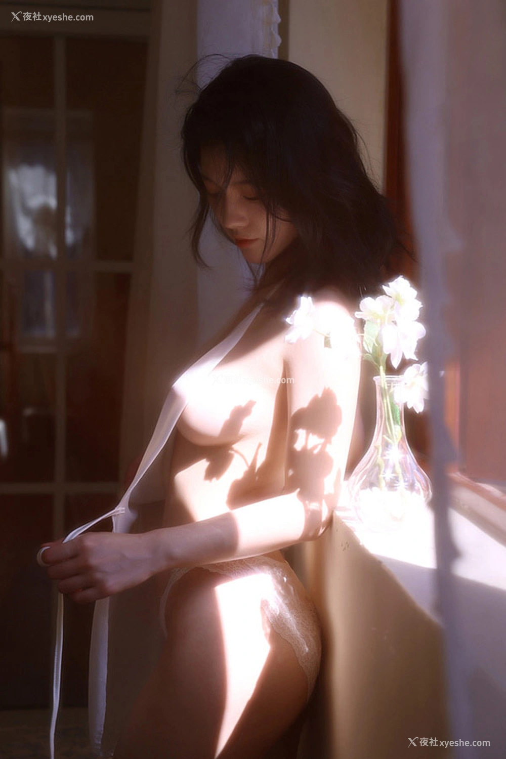 1P - 网红美女桃良阿宅 椿也薄纱朦胧诱惑